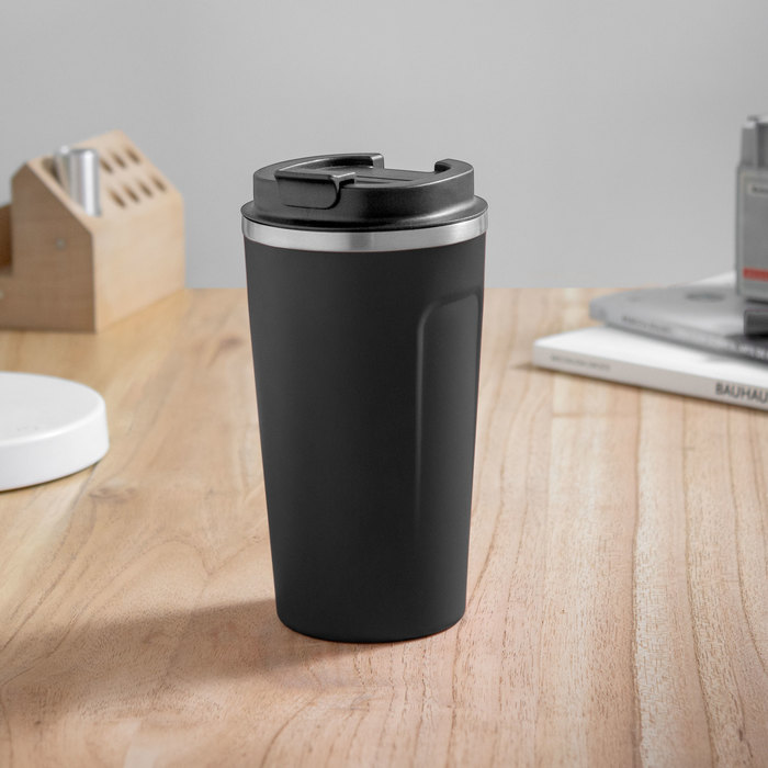 alt_promocional_publicitario_mug_T614_negro-contexto